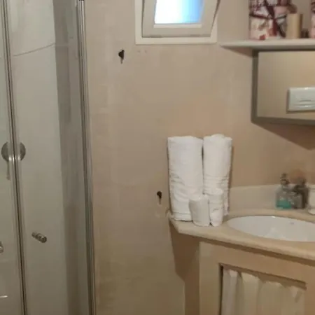 Petali Rosa- Dimora Grottino Guest house